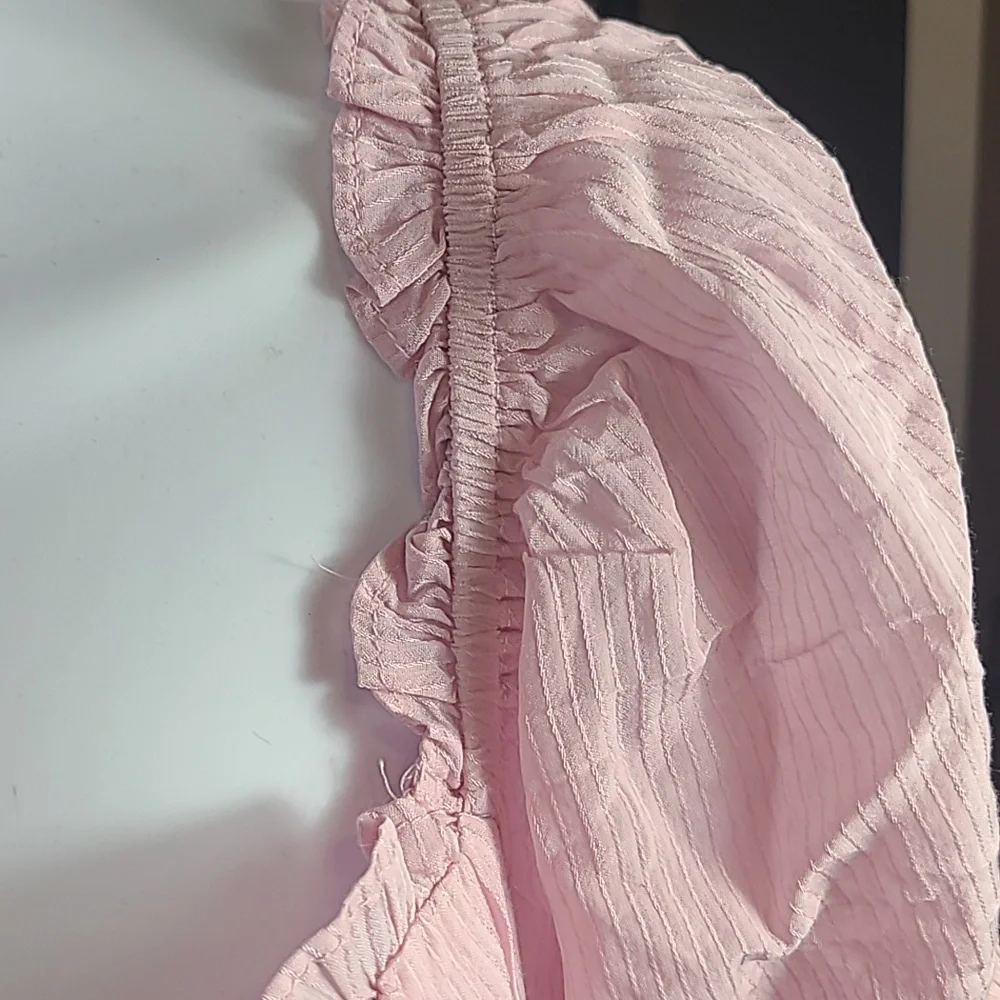 ASTR The Label Pink Puff Sleeve Crop Top Size Small - Picture 3 of 6